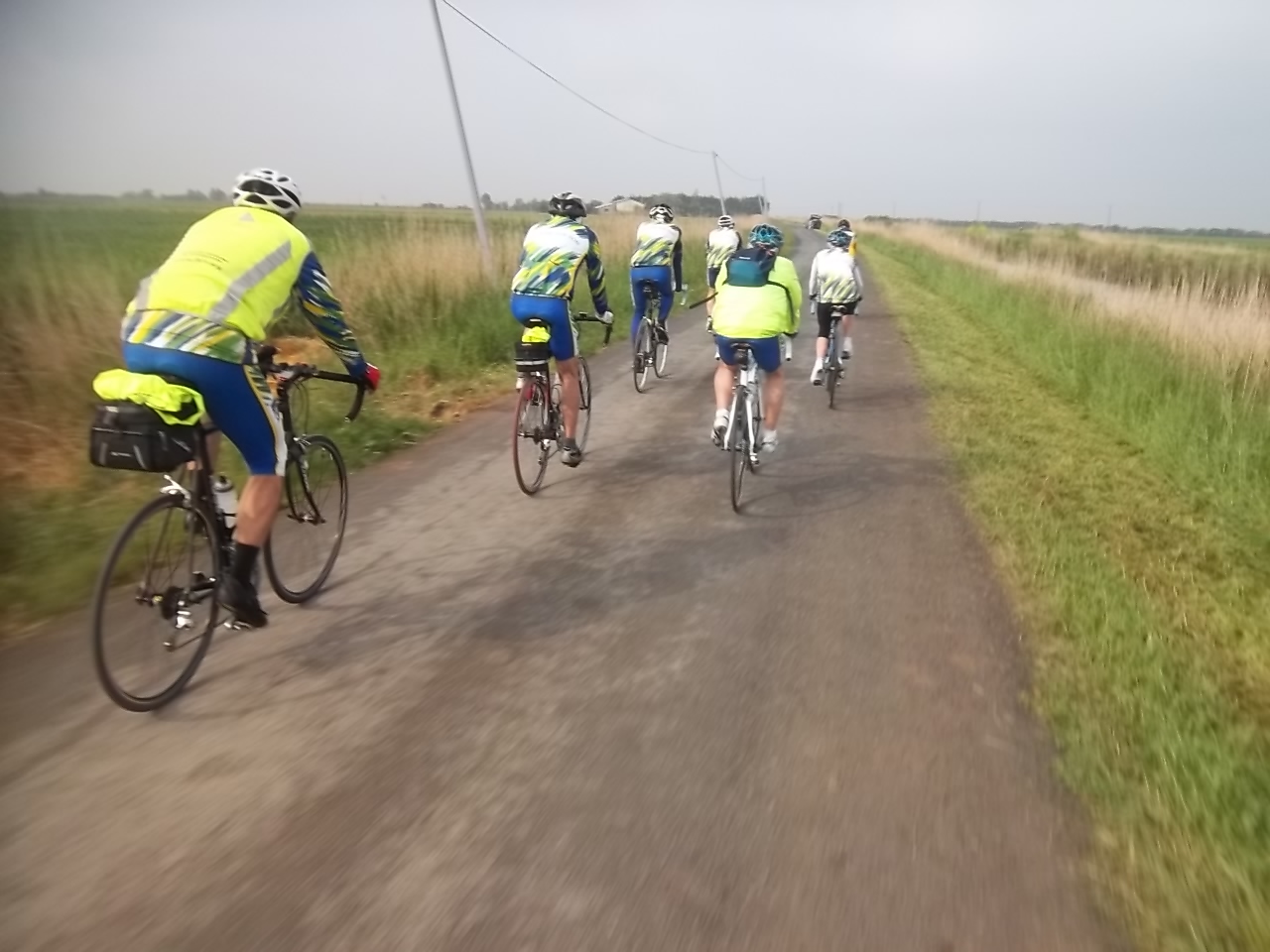 A droite dans Champagné