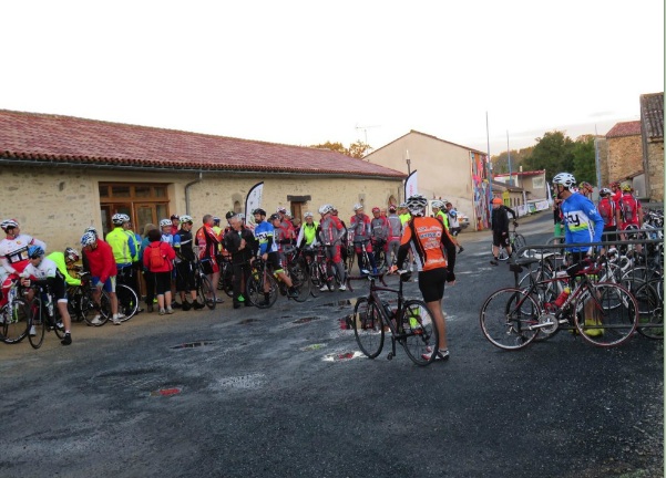 Départ de Beaupuy - Les Cyclos