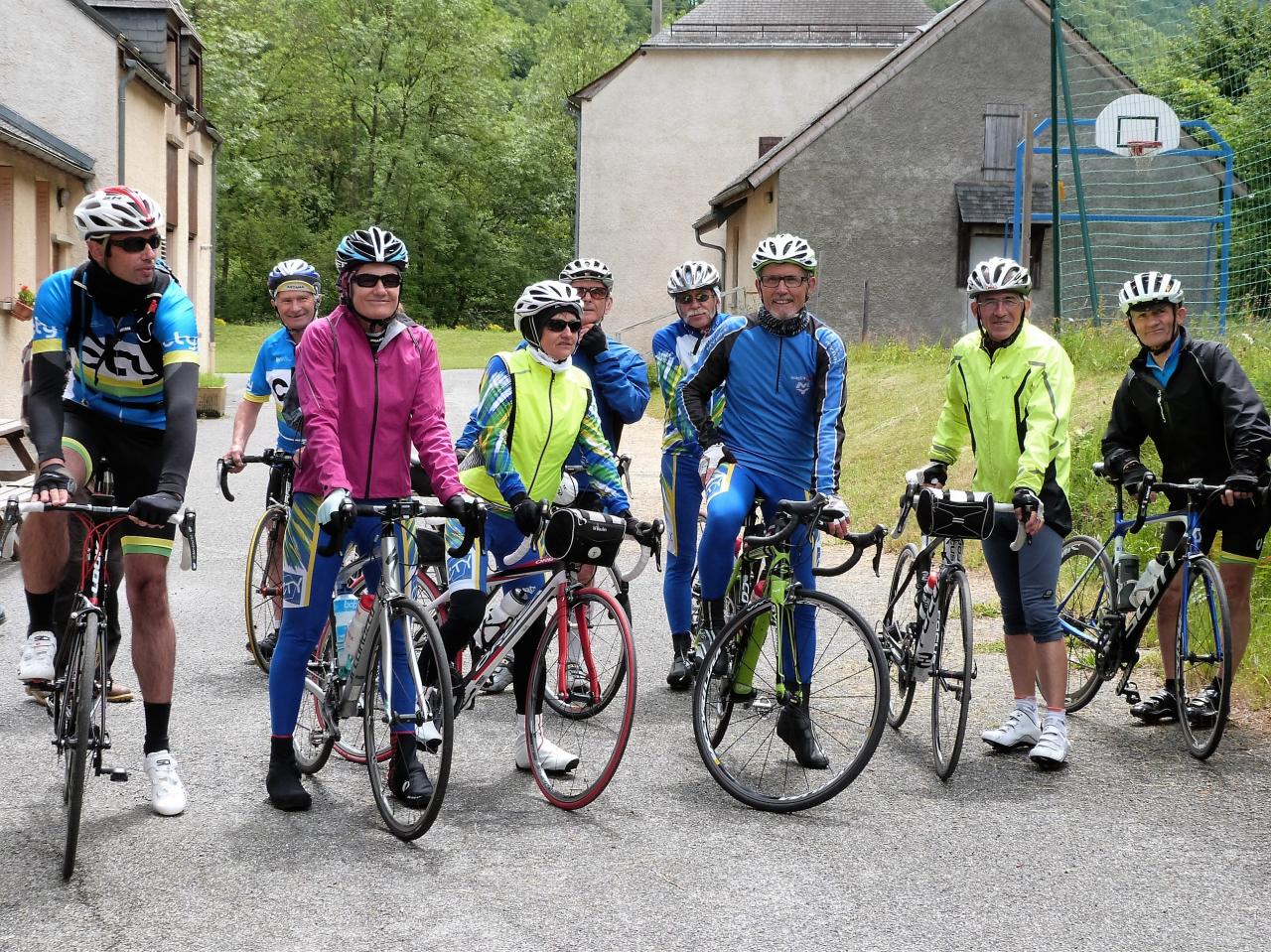 Départ vers le col d'Aspin