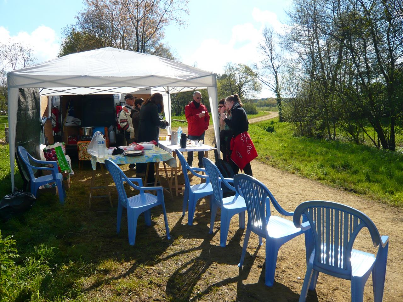 Ravito l'Angouinière - l'acceuil des marcheurs_20160417_54