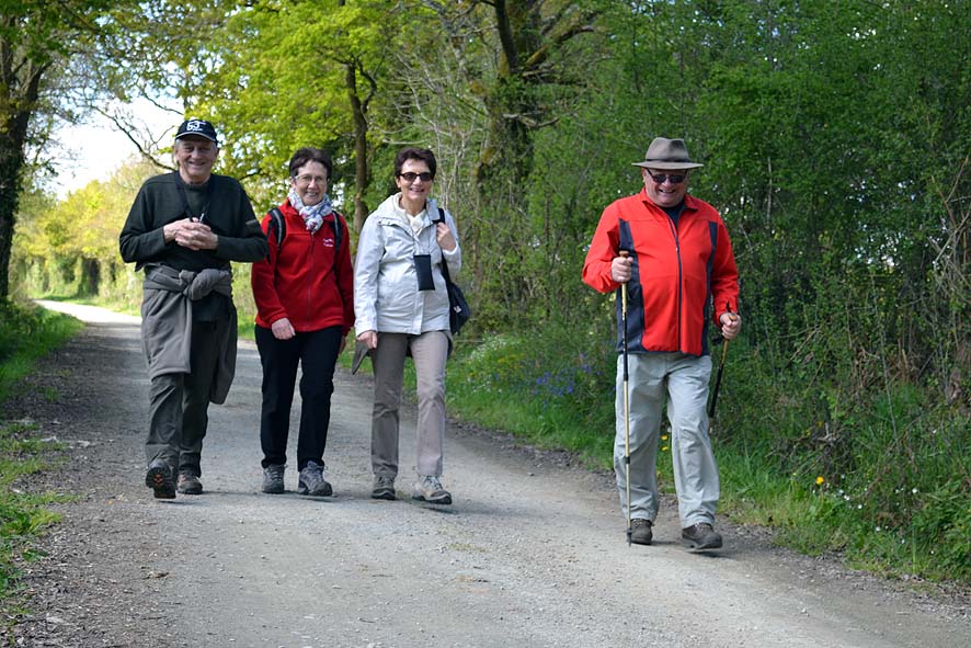 Sur la marche La Guy et Colette_20160417_0007