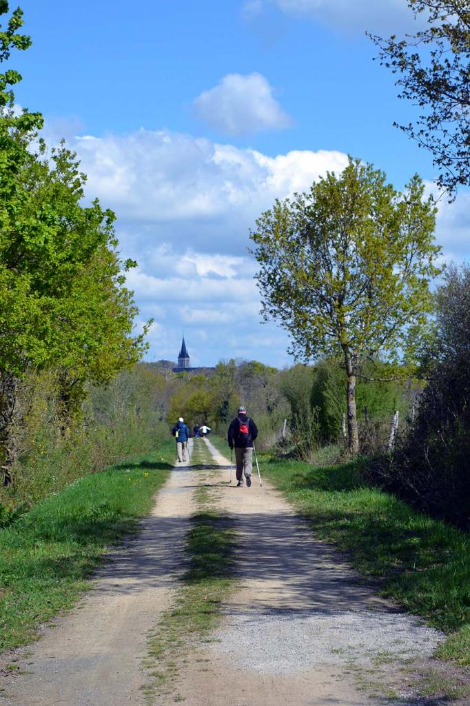 Sur la marche La Guy et Colette_20160417_0008